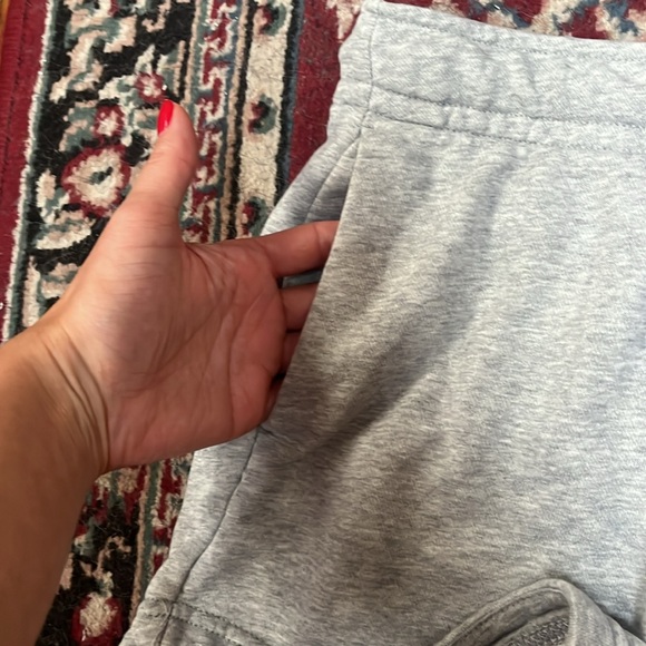 Nike women's sweat shorts. - Picture 4 of 4